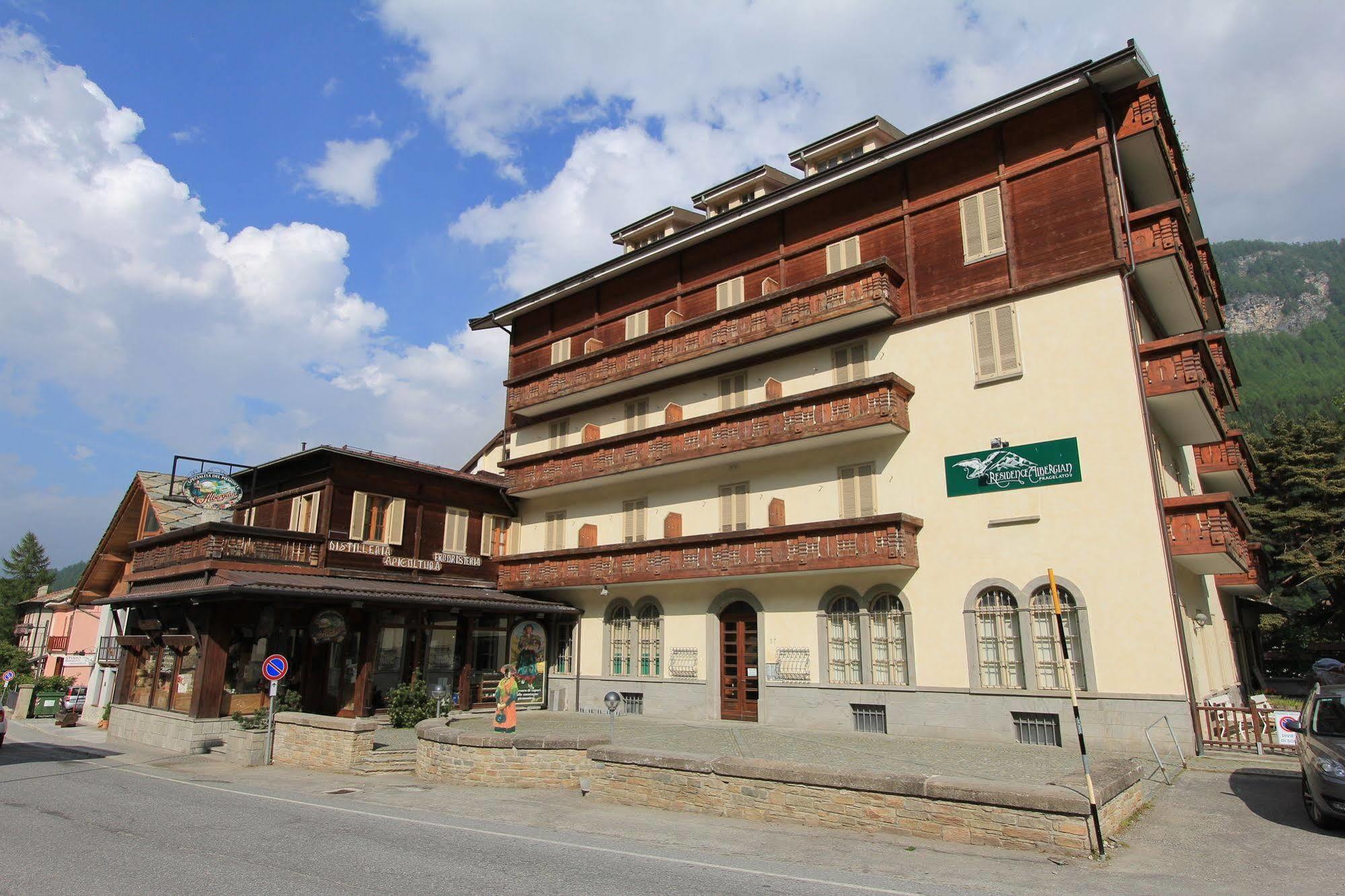 Residence Albergian Pragelato Exterior foto
