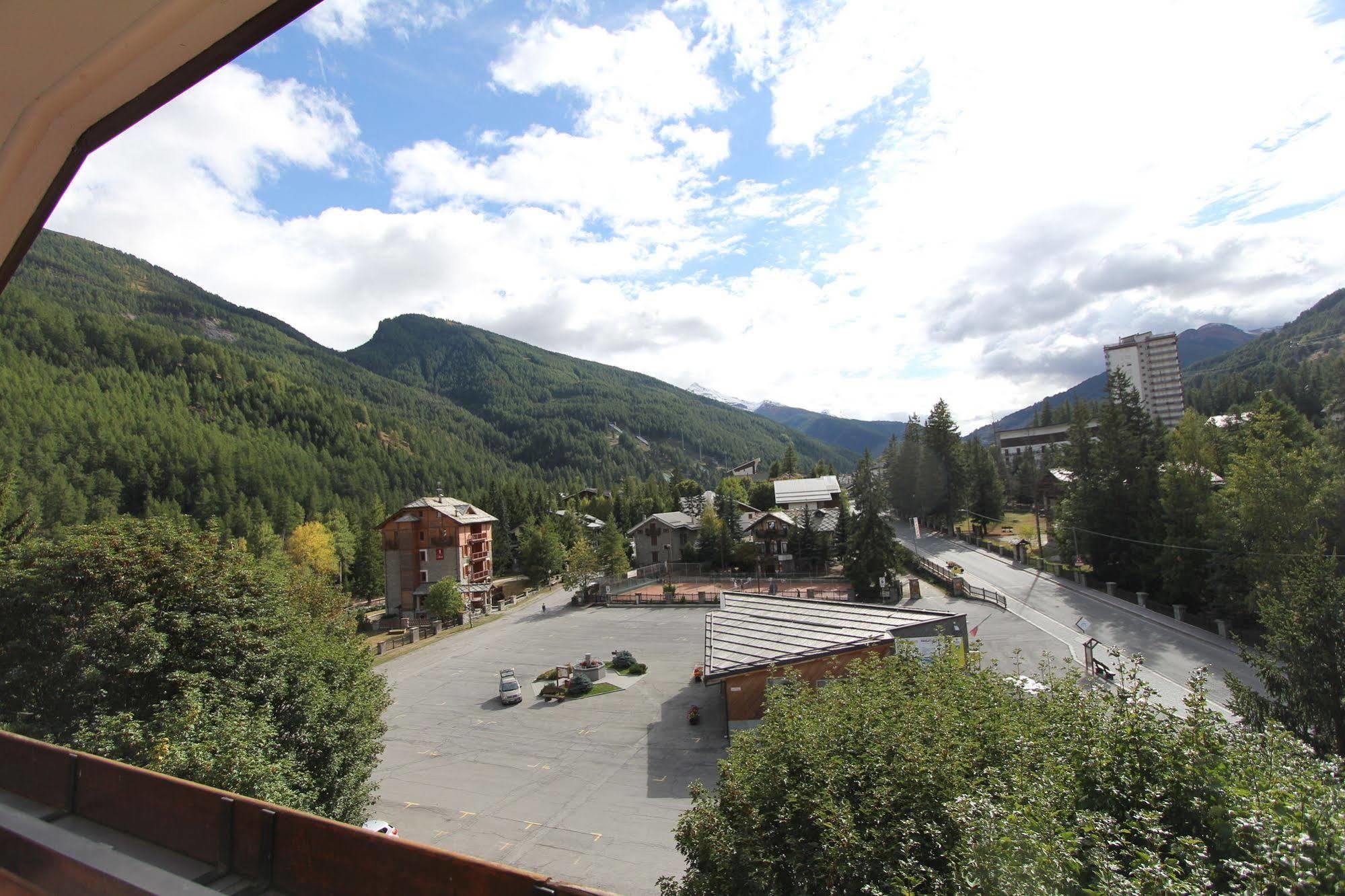 Residence Albergian Pragelato Exterior foto